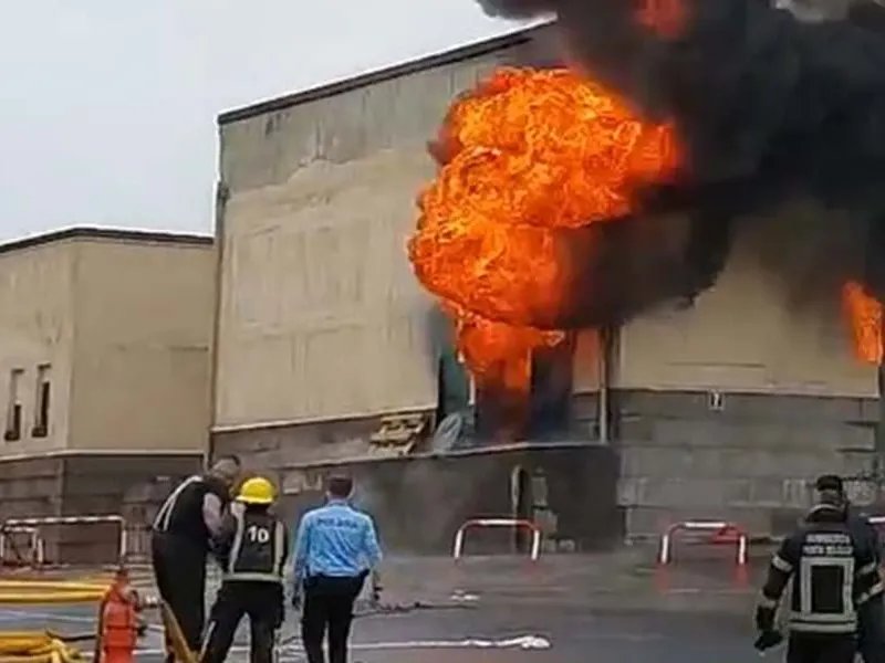 Read more about the article Parlamento dos Açores realiza debate sobre incêndio no hospital de Ponta Delgada.